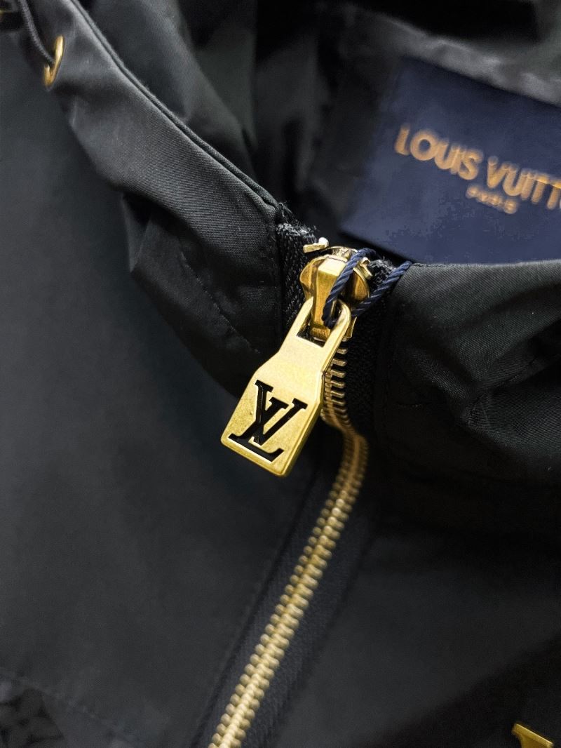 Louis Vuitton Outwear